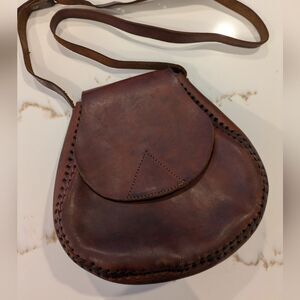 Artisan Saddle Leather Crossbody Bag